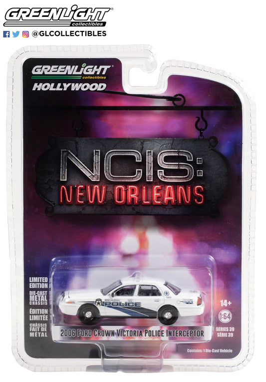 Greenlight - 2006 Ford Crown Victoria - NCIS New Orleans - 44990-E - Hollywood 39 - 1:64