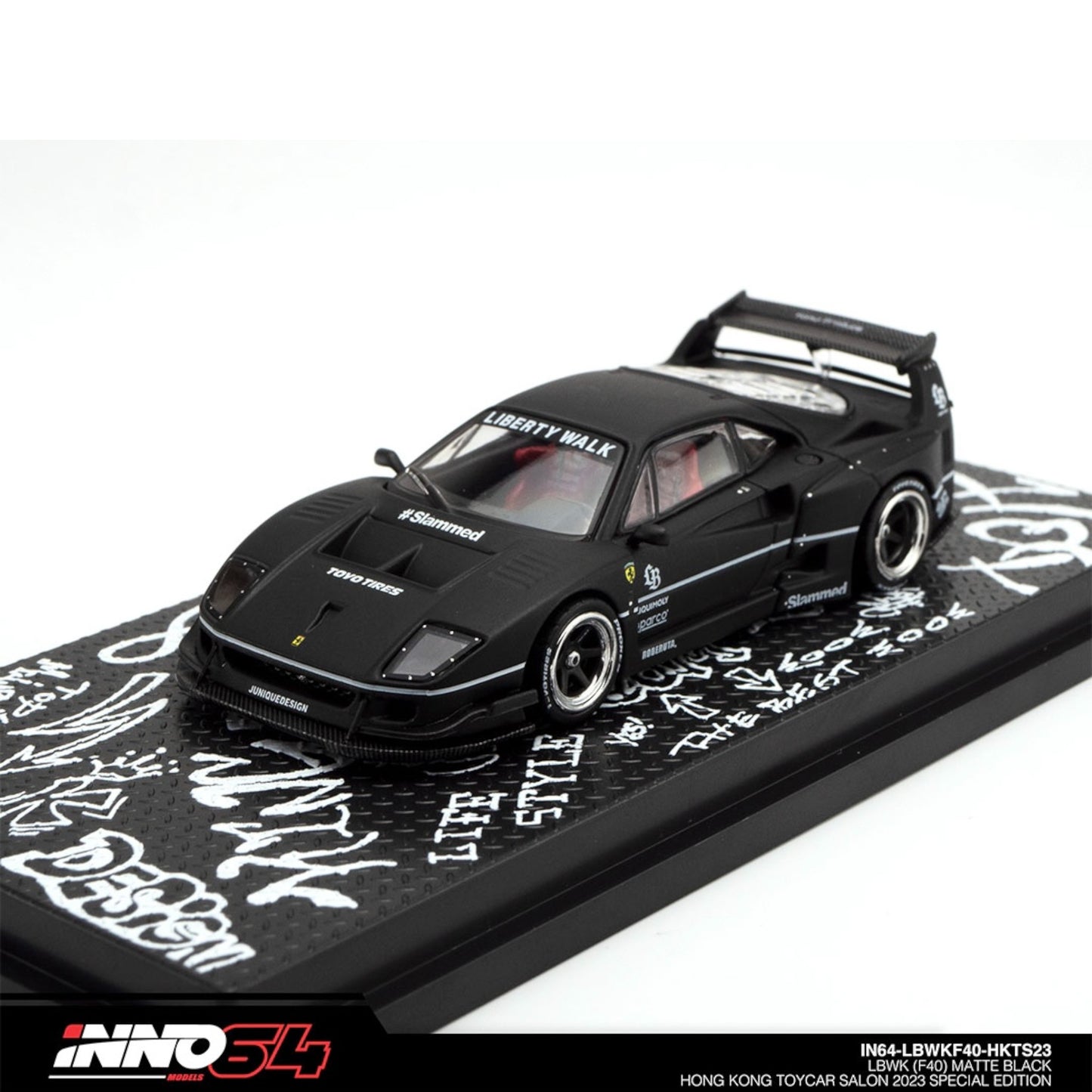 INNO64 - LBWK Ferrari F40, black/white - 1:64 - IN64-LBWKF40-HKTS23